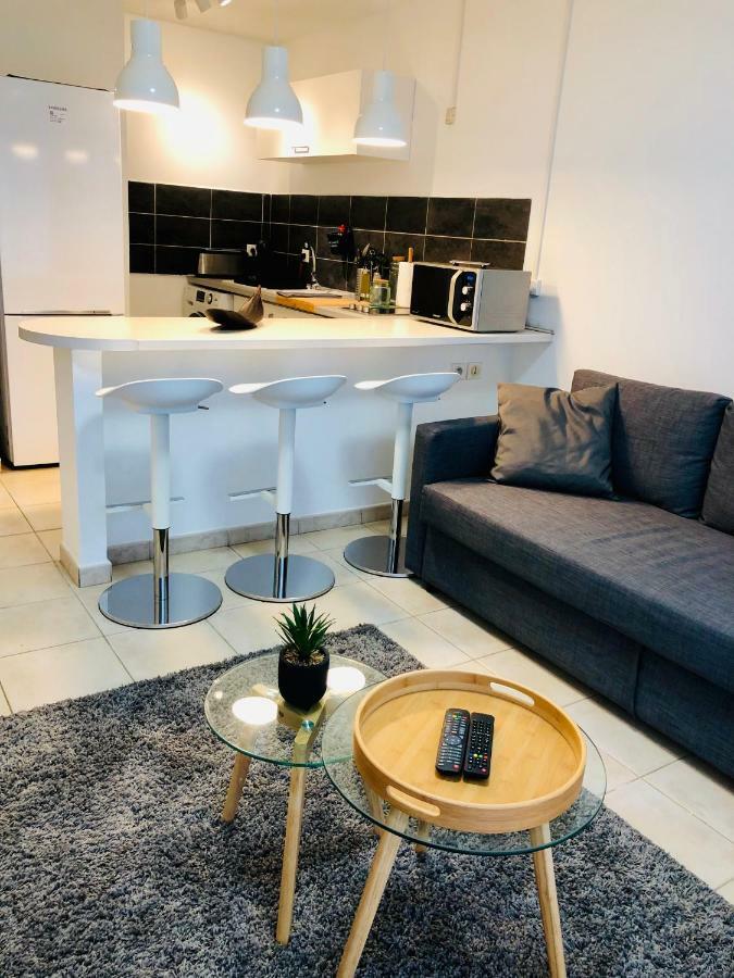 Appartement Au Bord De L'Eau 르 물레 외부 사진